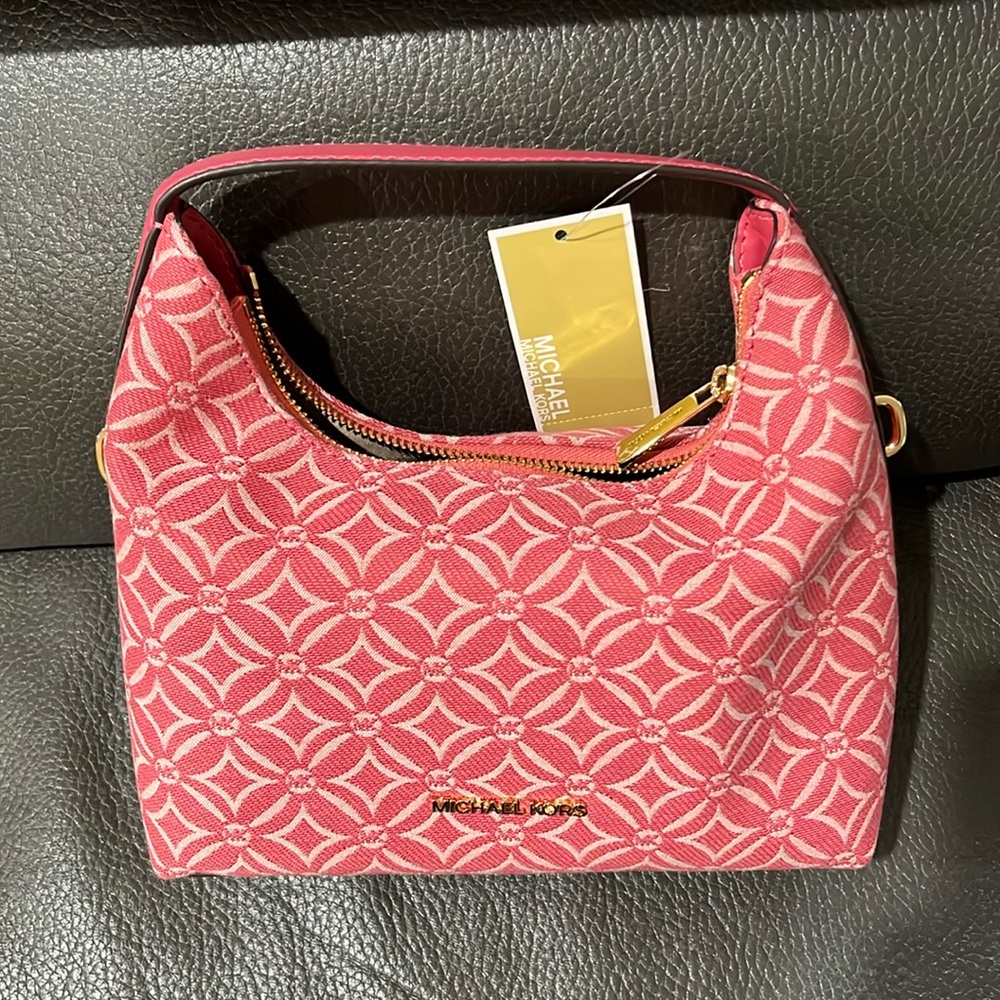 Michael kors small messenger berry knitted  bag